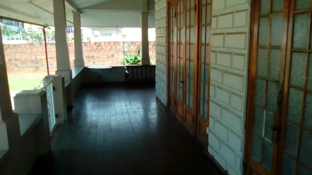 Robert'S Guest House Port of Spain Extérieur photo
