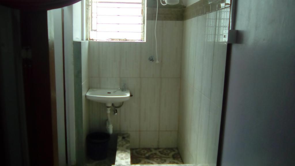Robert'S Guest House Port of Spain Extérieur photo